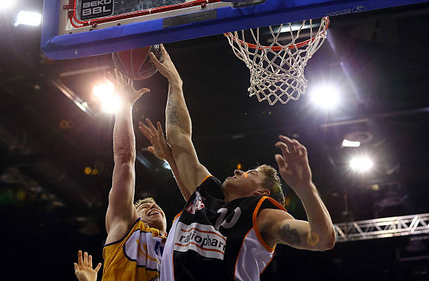 跨国组合 跨国组合