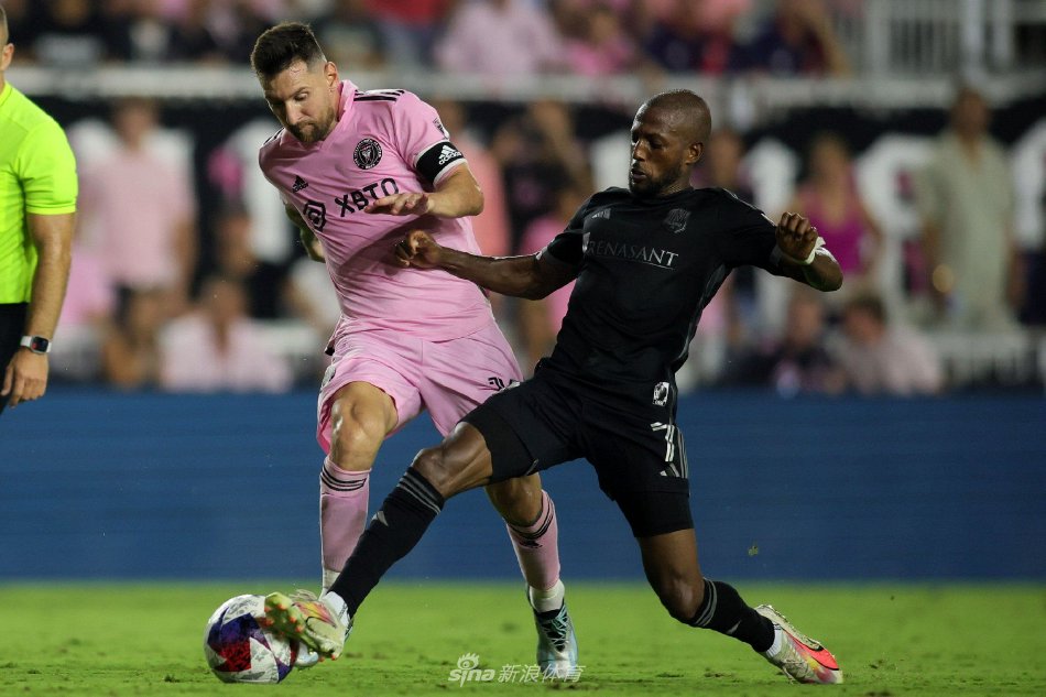 饱满动人 饱满动人